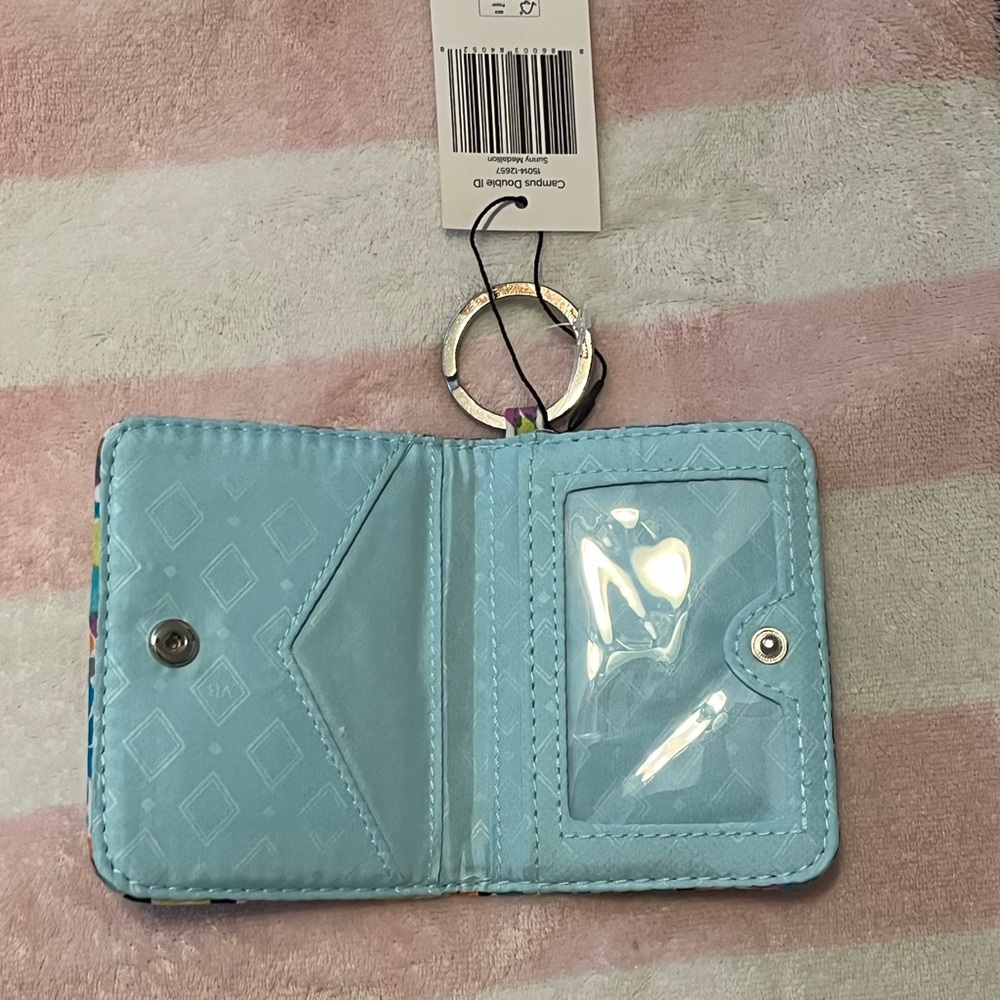 Vera Bradley card holder with key ring with snap closure see pics - Picture 2 of 2